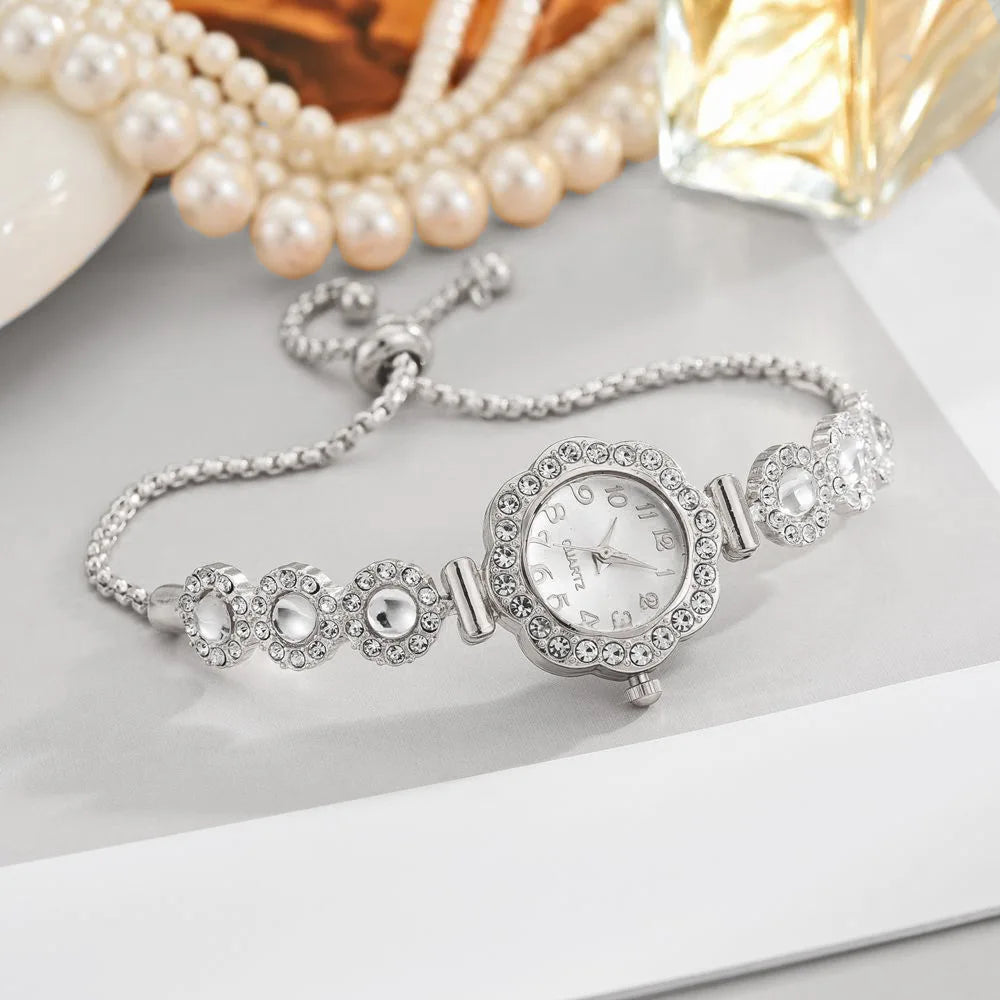 2025 Women's Luxury Flower-Shaped Quartz Watch with Diamond Accents